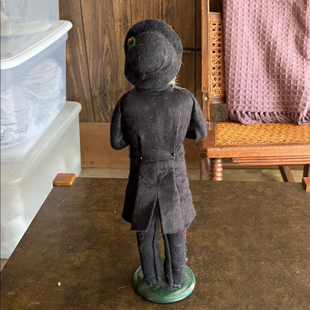 Byers' Choice Priest Caroler